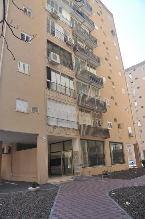 Sky Home Apartment Jabotinsky 8 بات يام المظهر الخارجي الصورة